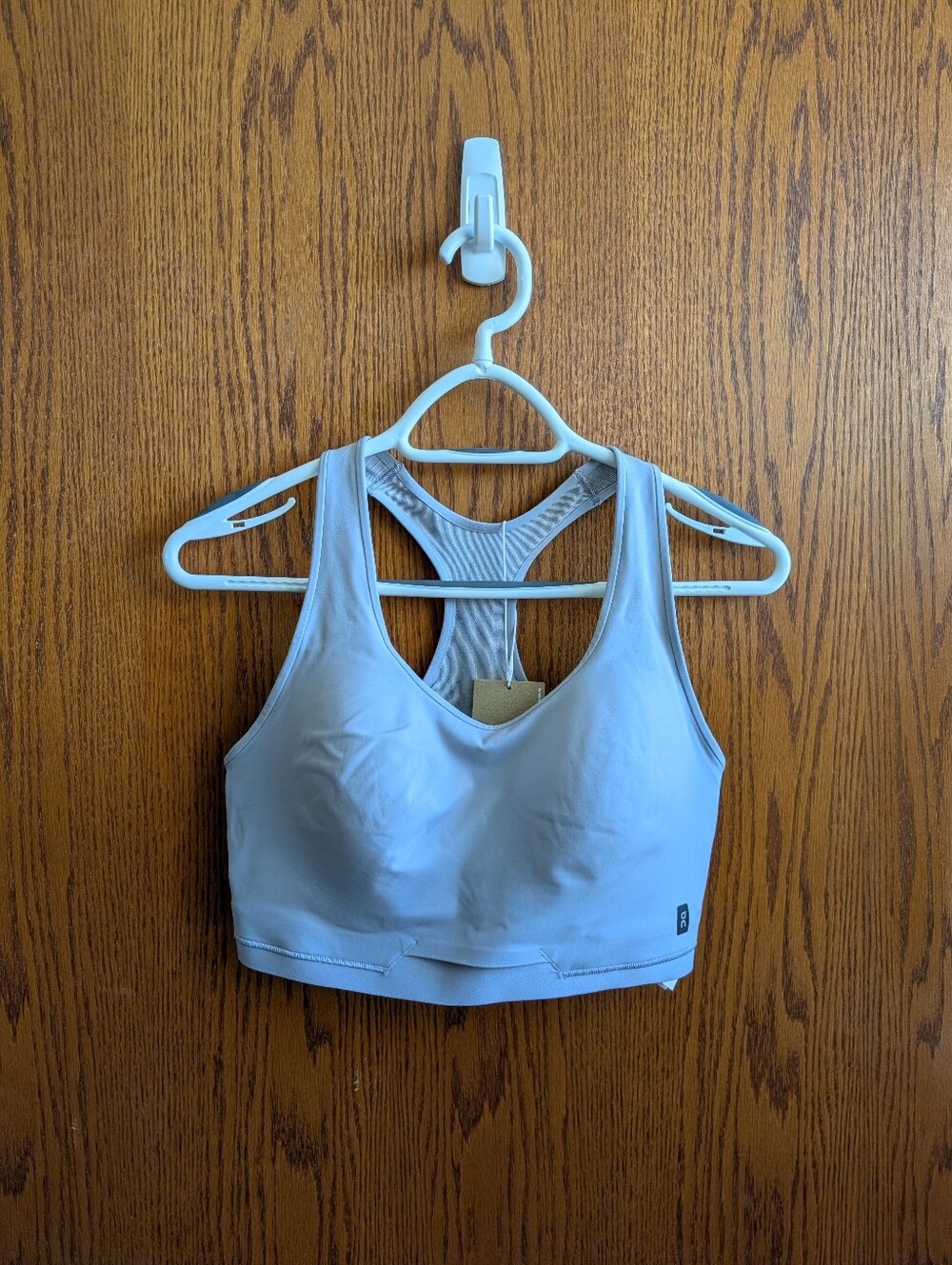ON Train Bra - lilac grey sports bra - Picture 2 of 4